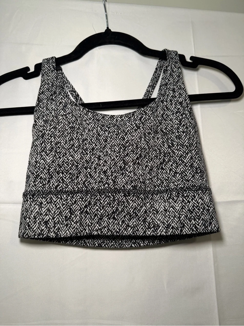 Lululemon sports bra size 00